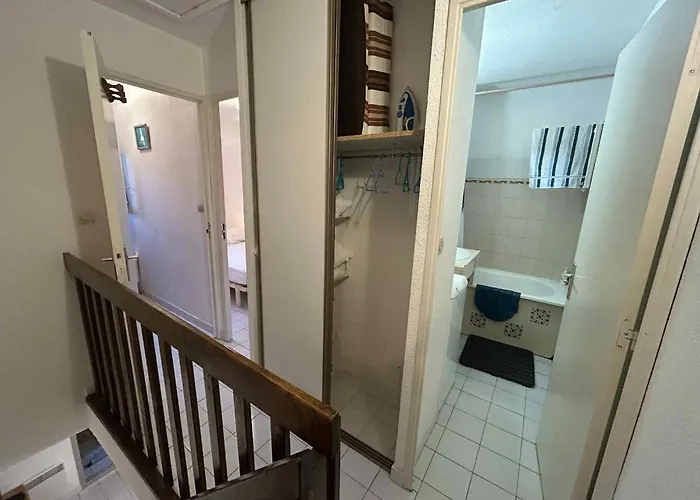 Pavillon Duplex T2/terrasse Διαμέρισμα *