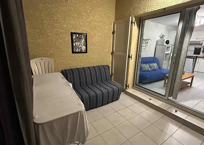 Pavillon Duplex T2/terrasse Διαμέρισμα *